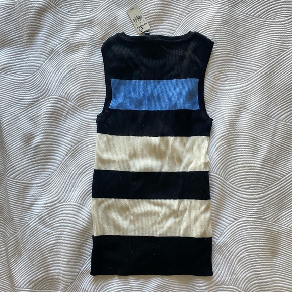 Express Knit Tank - Picture 2 of 2